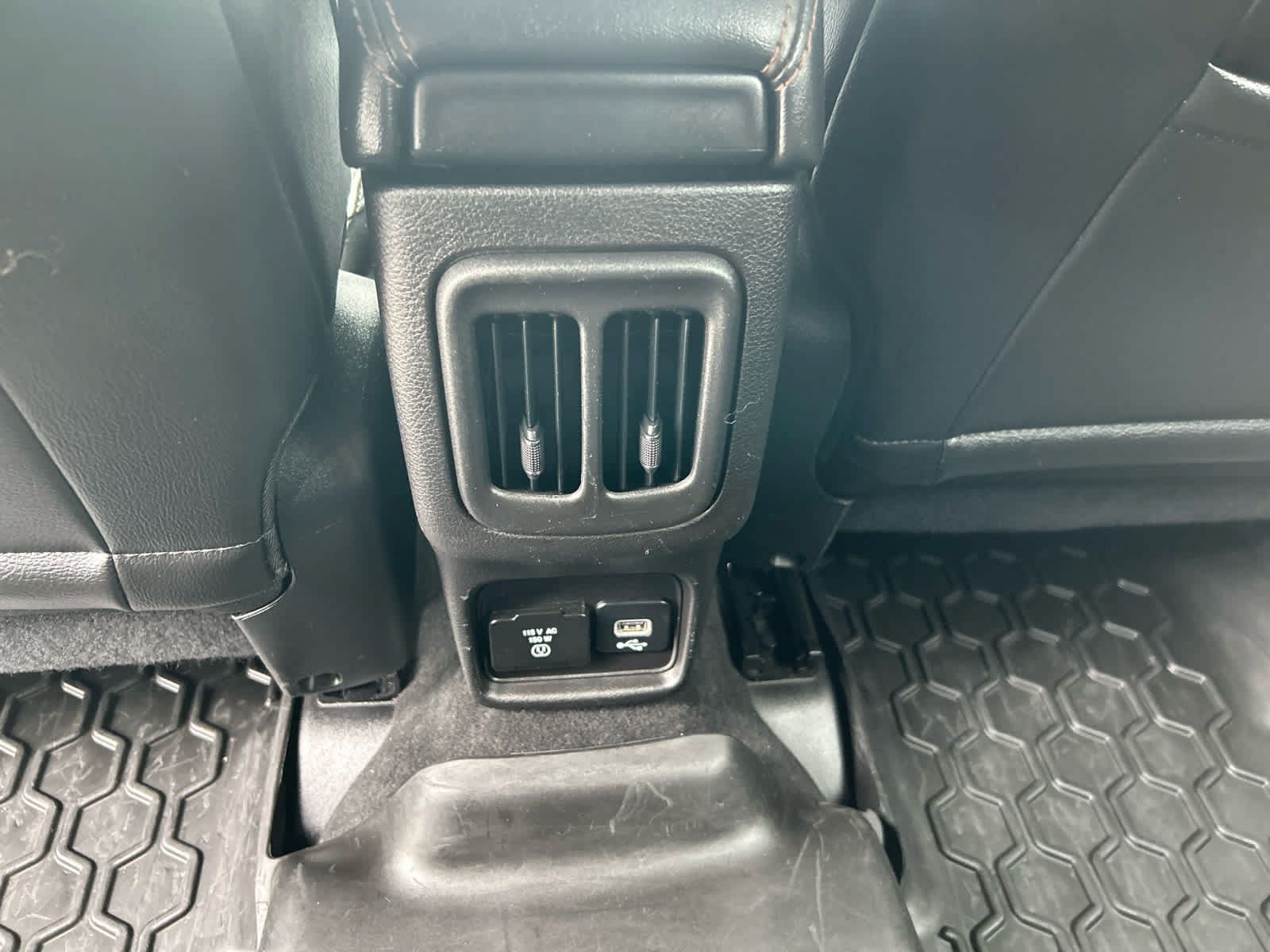 Used 2019 Jeep Compass Limited AWD/4WD image 25