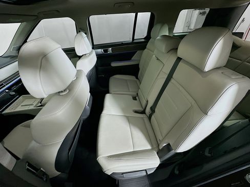 Used 2024 Hyundai Santa Fe Limited image 28