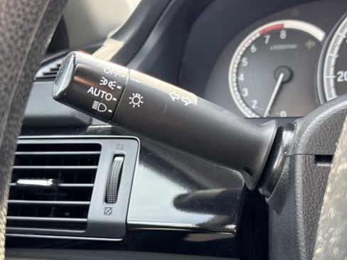 Used 2017 Honda Accord LX image 16