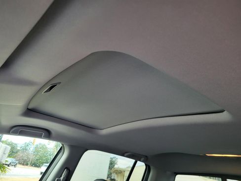 Certified 2023 Honda Ridgeline RTL image 12