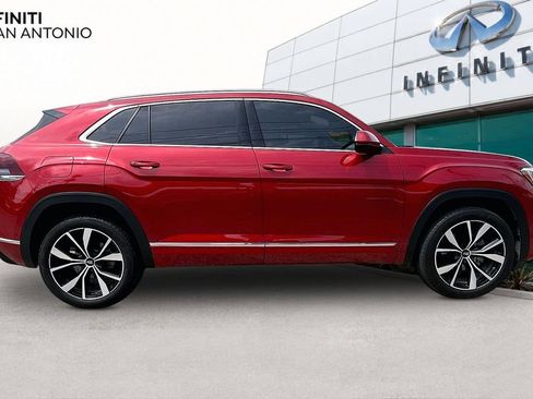 Used 2024 Volkswagen Atlas Cross Sport SEL Premium R-Line AWD/4WD image 45