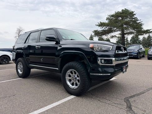 Used 2015 Toyota 4Runner Limited AWD/4WD image 7