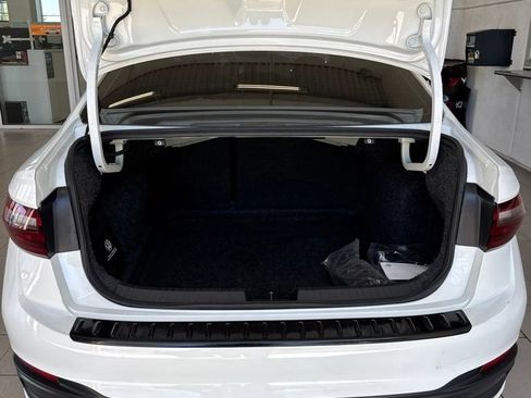 Certified 2024 Volkswagen Jetta Sport FWD image 12