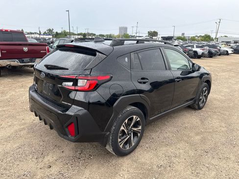 Used 2024 Subaru Crosstrek 2.0i Premium AWD/4WD image 3