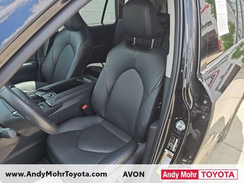Certified 2024 Toyota Grand Highlander AWD image 10