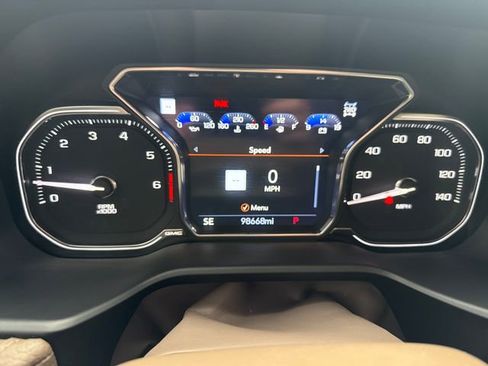 Used 2021 GMC Yukon Denali image 13