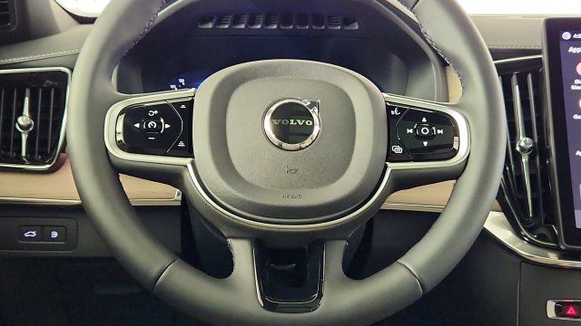 New 2026 Volvo XC90 T8 Plus w/ Protection Package AWD/4WD image 24