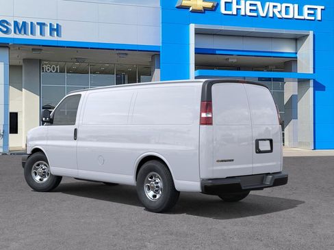 New 2025 Chevrolet Express 2500 image 27