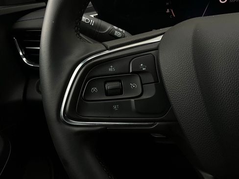 Used 2025 Buick Envista Sport Touring image 33