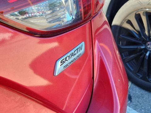 Used 2015 MAZDA MAZDA3 i Touring image 9