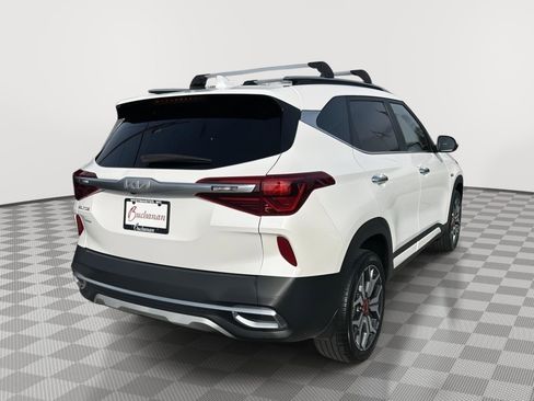 Used 2023 Kia Seltos SX w/ SX Sunroof Package image 4