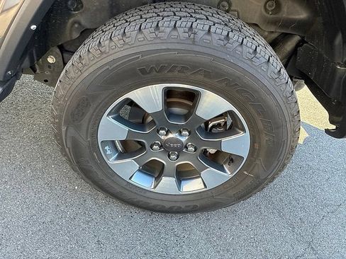 Used 2021 Jeep Wrangler Unlimited Sahara AWD/4WD image 25