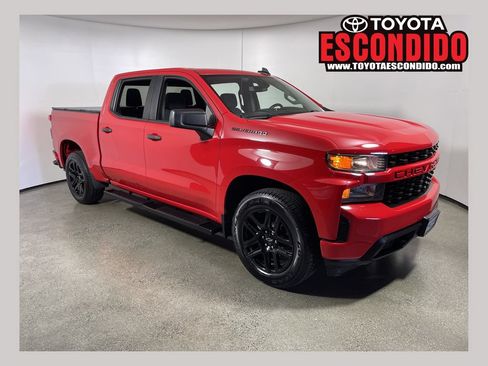 Used 2022 Chevrolet Silverado 1500 Custom w/ LPO, Blackout Package RWD image 1