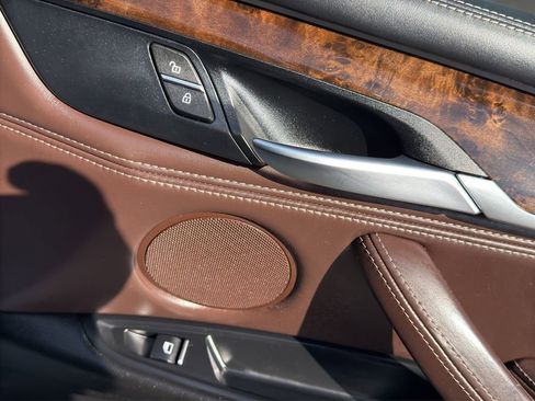 Used 2016 BMW X5 xDrive35i w/ Premium Package image 19