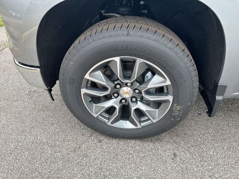 New 2026 Chevrolet Silverado 1500 LT RWD image 12