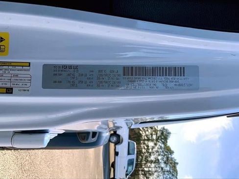 Used 2020 Jeep Gladiator Rubicon w/ Dual Top Group image 32