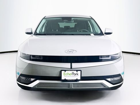 Used 2024 Hyundai Ioniq 5 SEL RWD image 2