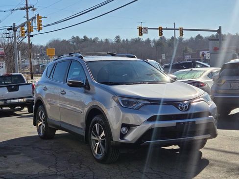 Used 2016 Toyota RAV4 XLE w/ Protection Package image 7