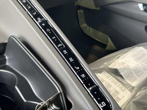 Used 2024 Chevrolet Corvette Z06 image 30