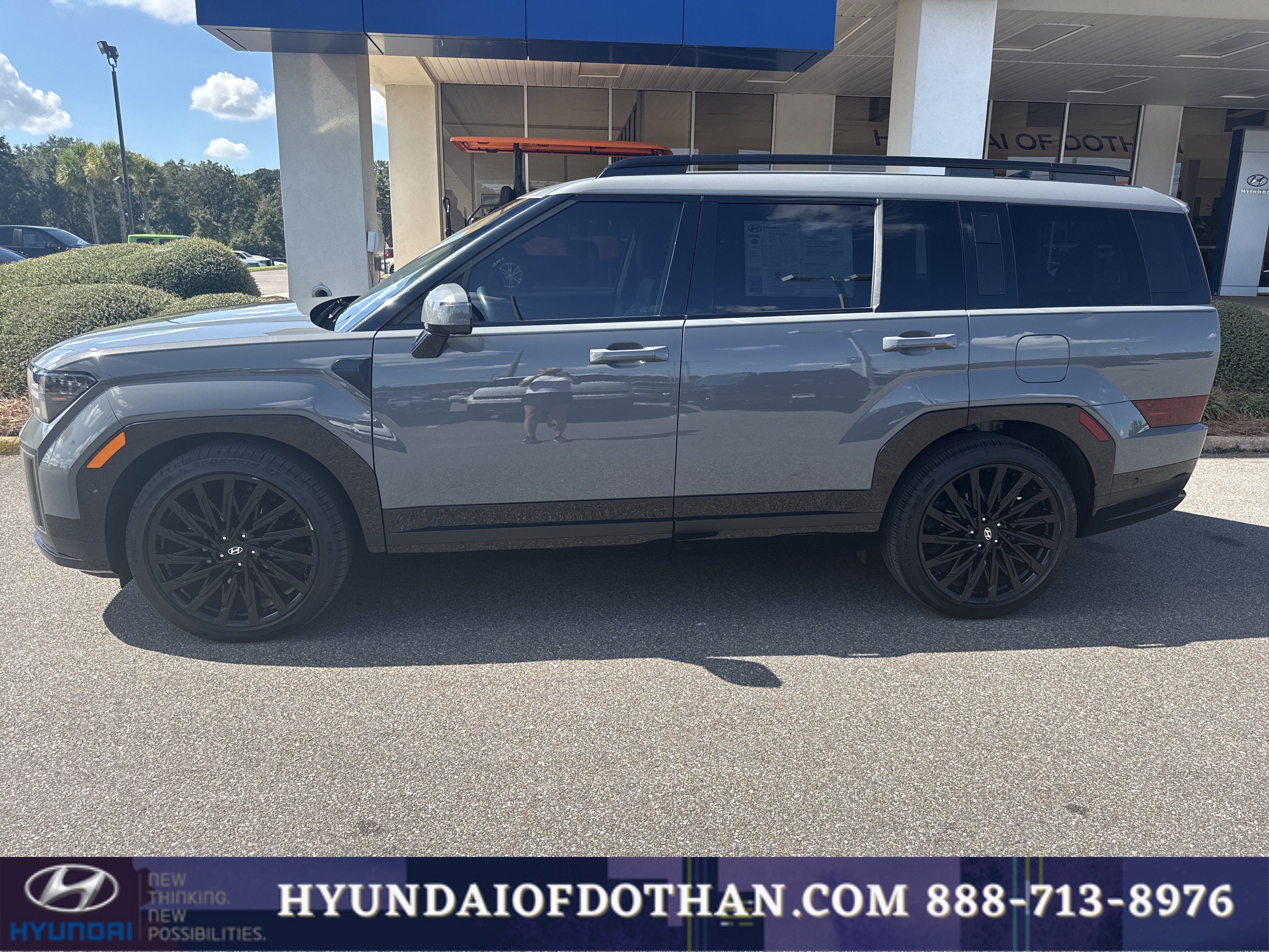 Certified 2025 Hyundai Santa Fe Calligraphy AWD/4WD image 2
