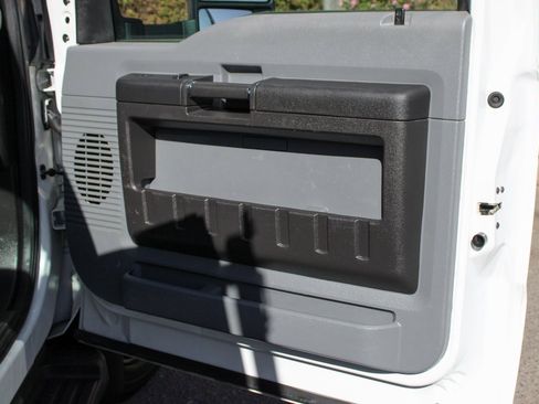 Used 2012 Ford F550 2WD Regular Cab Super Duty w/ PWR Equipment Group image 31