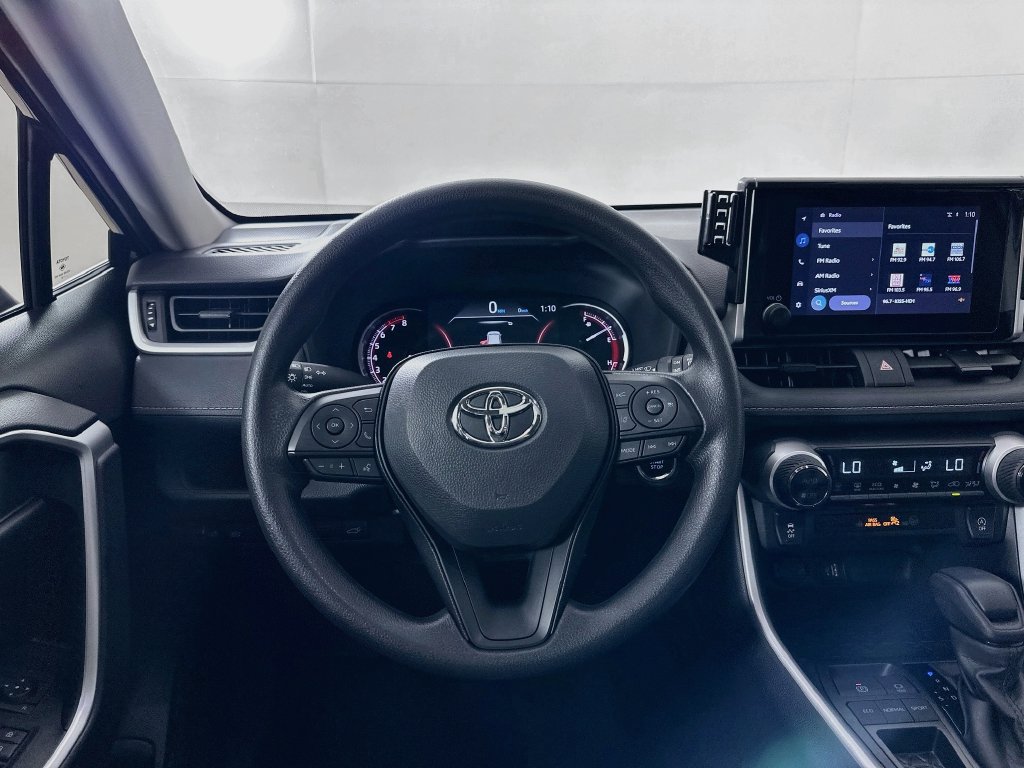 Certified 2025 Toyota RAV4 XLE w/ Convenience Package FWD image 22