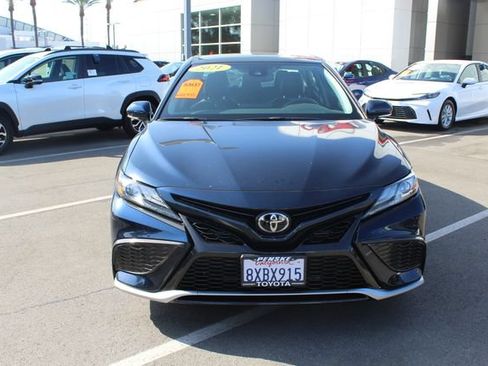 Used 2021 Toyota Camry XSE FWD image 4