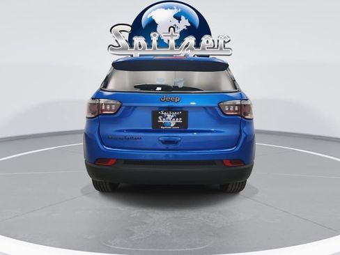 New 2026 Jeep Compass Latitude image 8