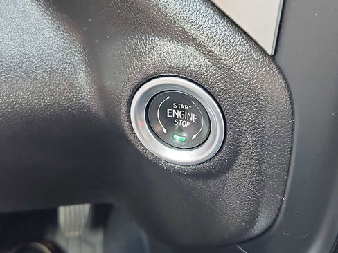 Used 2021 Chevrolet Silverado 1500 LT Trail Boss w/ Convenience Package II AWD/4WD image 26