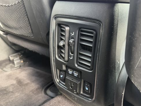 Used 2017 Dodge Durango R/T image 27