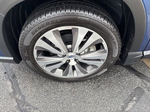 Used 2022 Subaru Ascent Limited w/ Technology Package image 13