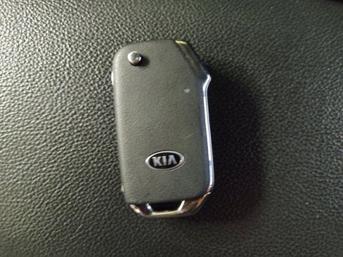 Used 2020 Kia Forte Sedan FWD image 32