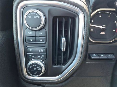 Used 2020 GMC Sierra 2500 Denali w/ Denali Ultimate Package AWD/4WD image 16