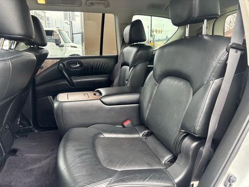 Used 2021 Nissan Armada SL w/ Captain's Chairs Package AWD/4WD image 6