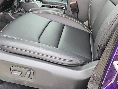 New 2026 Jeep Gladiator Sport image 3