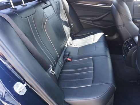 Used 2017 BMW 540i RWD image 18