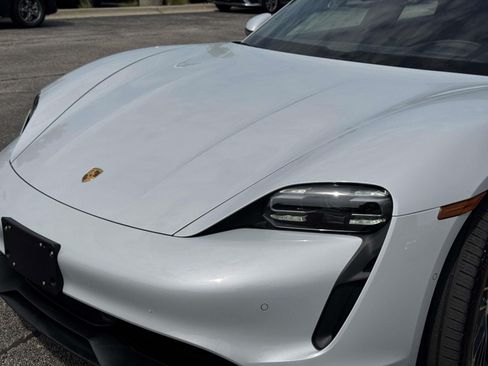 Used 2023 Porsche Taycan RWD image 10