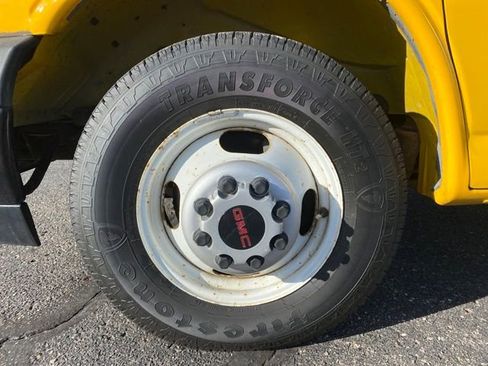 Used 2017 GMC Savana 3500 Work Van image 19