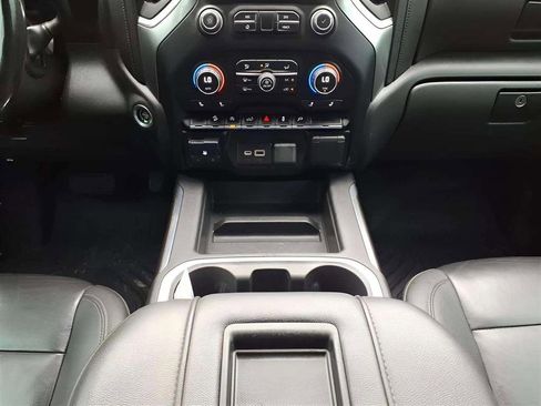 Used 2021 Chevrolet Silverado 1500 LT Trail Boss w/ Convenience Package II image 12