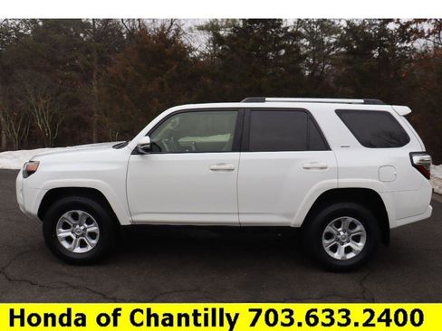 Used 2023 Toyota 4Runner SR5 Premium w/ Moonroof Package image 4
