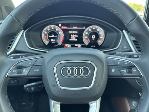 Used 2024 Audi Q5 2.0T Premium Plus AWD/4WD image 11