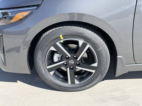 New 2025 Nissan Sentra SV image 30