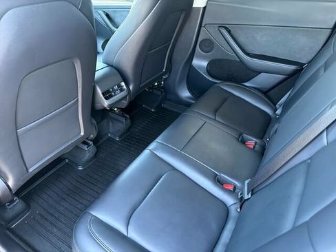 Used 2023 Tesla Model Y Long Range AWD/4WD image 15