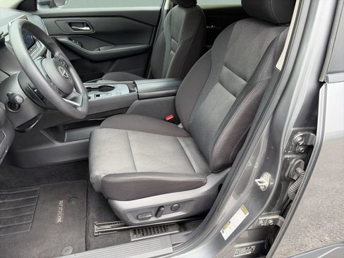 Used 2024 Nissan Rogue SV FWD image 22