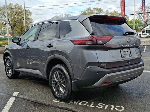 Used 2023 Nissan Rogue S AWD/4WD image 4