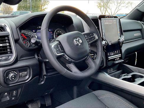 New 2026 RAM 1500 4x4 Crew Cab image 6
