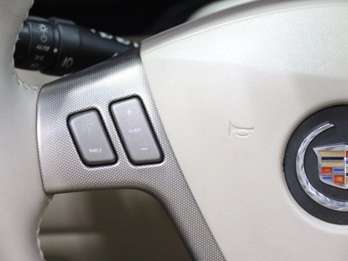 Used 2005 Cadillac XLR RWD image 49