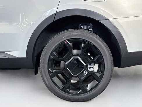 New 2026 Kia Sorento X-Line EX image 10