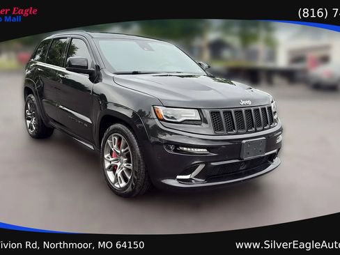 Used 2015 Jeep Grand Cherokee SRT AWD/4WD image 7
