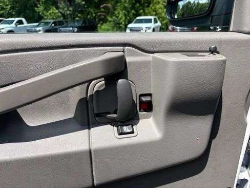 Used 2025 GMC Savana 2500 w/ Driver Convenience Package RWD image 25